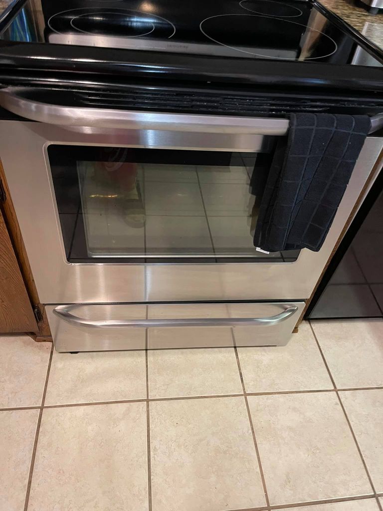 Gallery Image : K.E.E Cleaning Service
